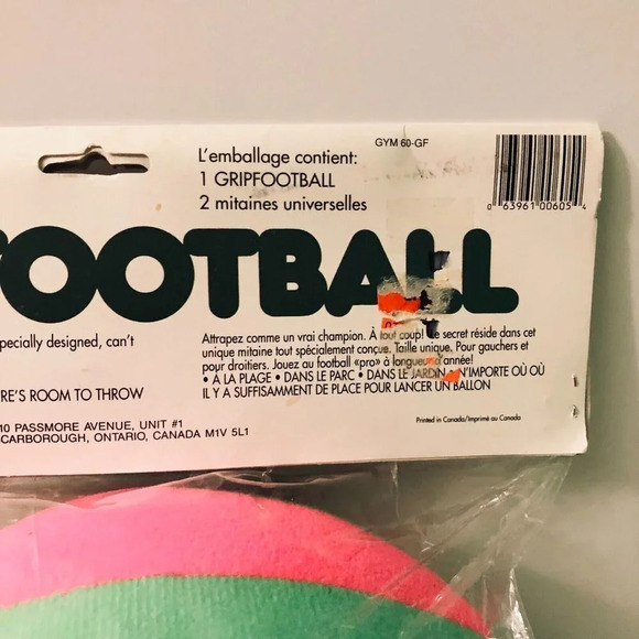 Vintage Grip Ball Football With Glove Damaged Packaging - Picture 10 of 16